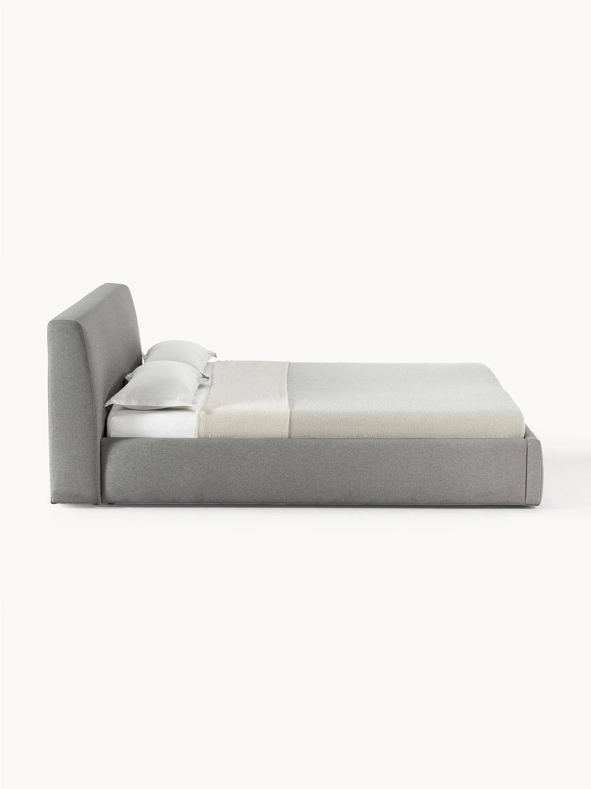 Clovenau Upholstered Bed