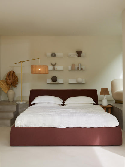 Clovenau Upholstered Storage Bed