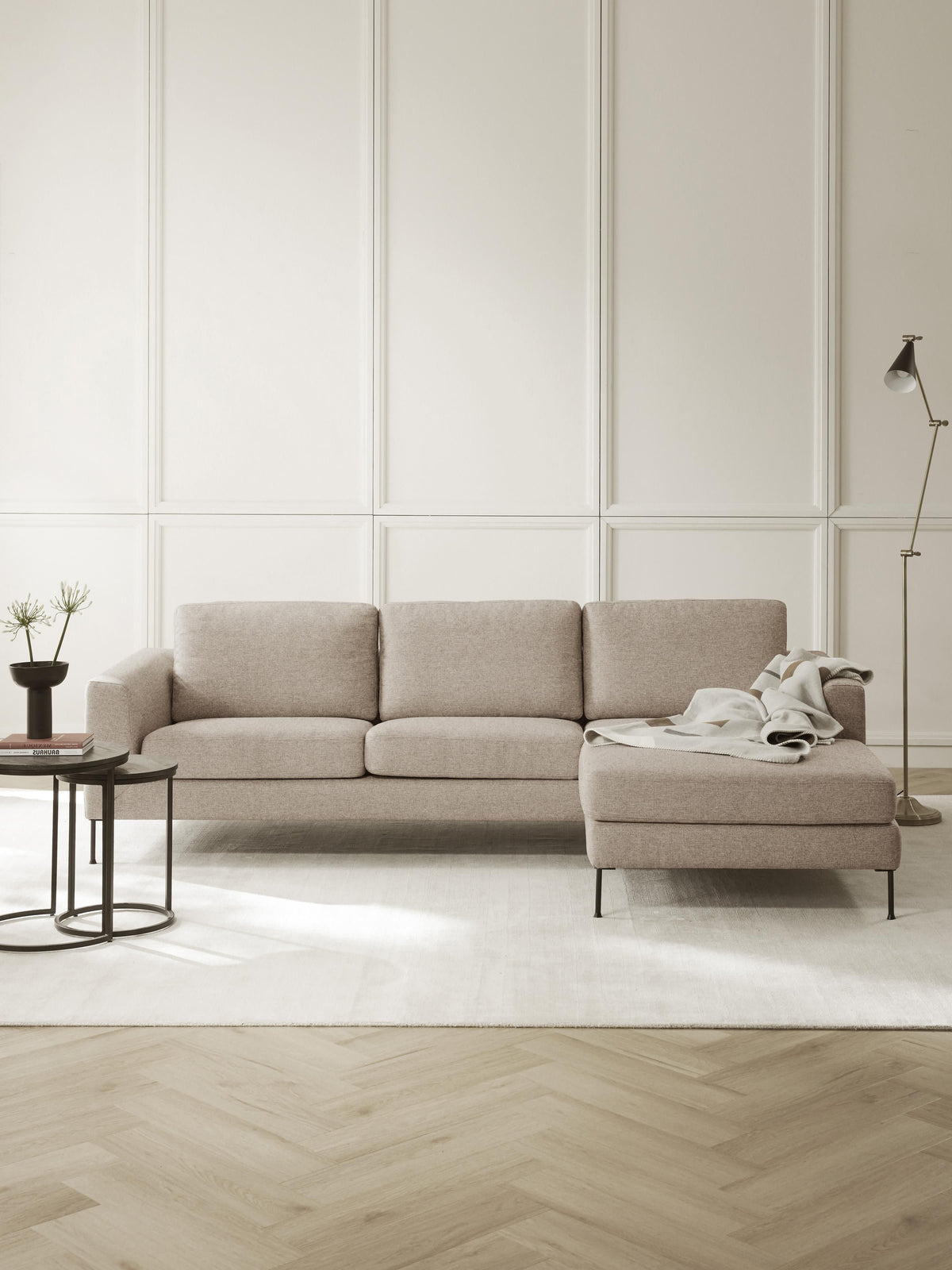 Cucstett 3-Seater Corner Sofa