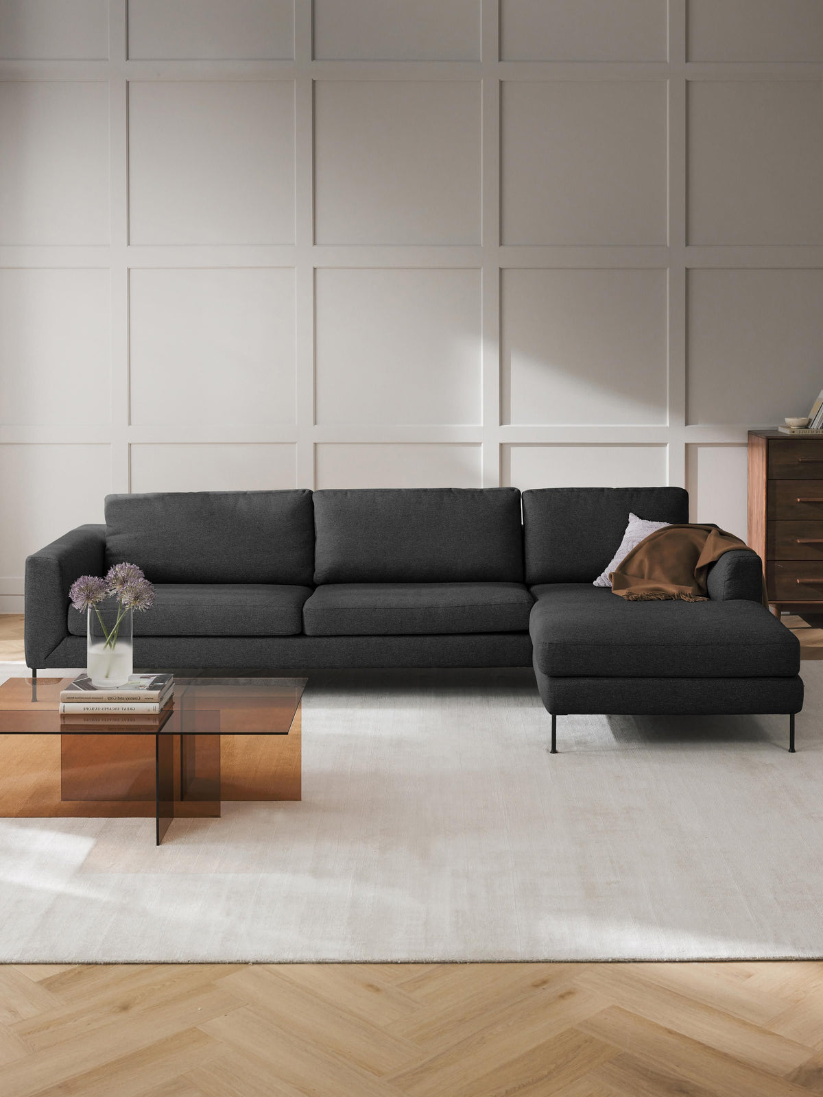 Cucstett 4-Seater Corner Sofa