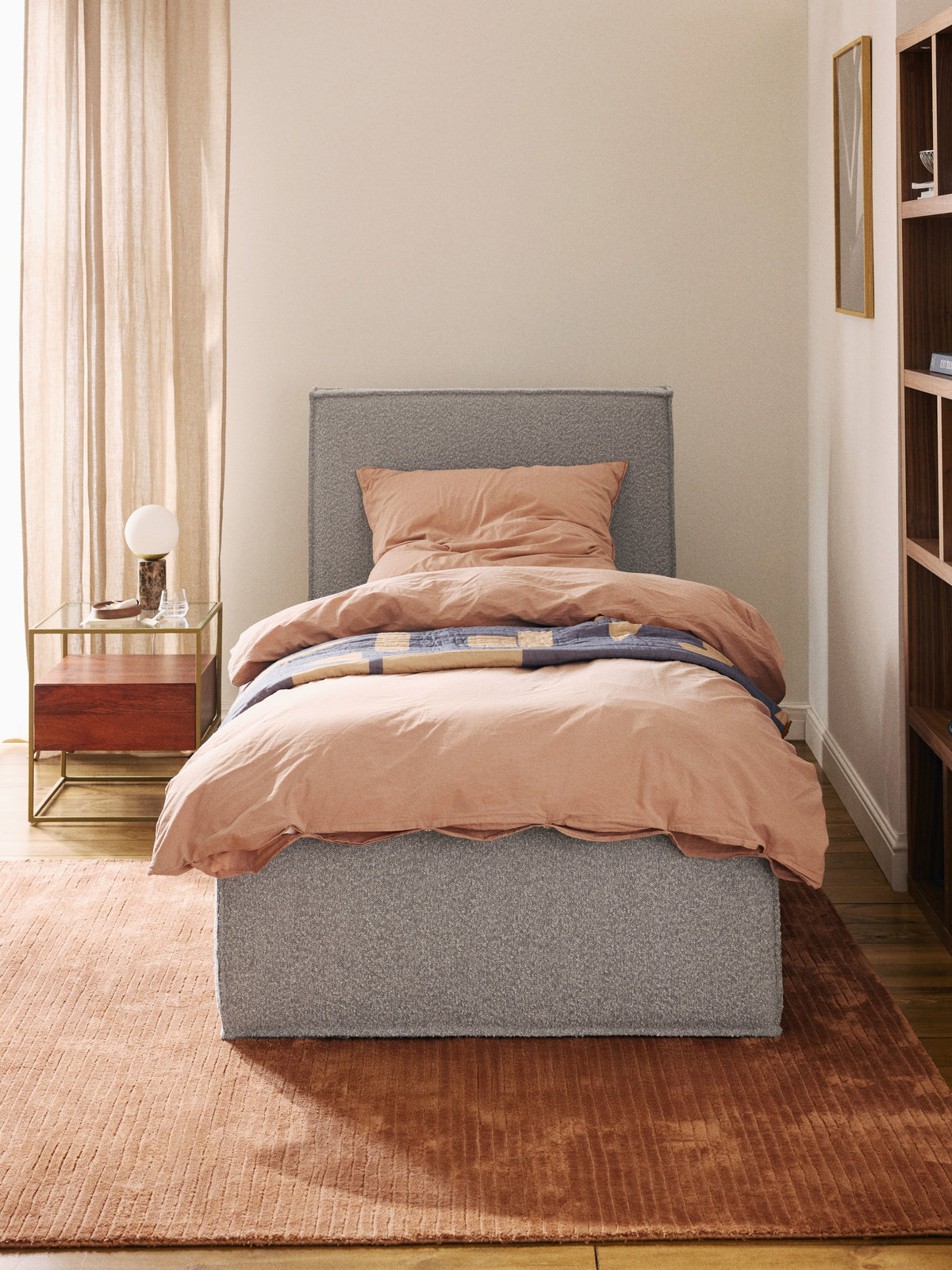 Drenhardt Single Bed in Bouclé