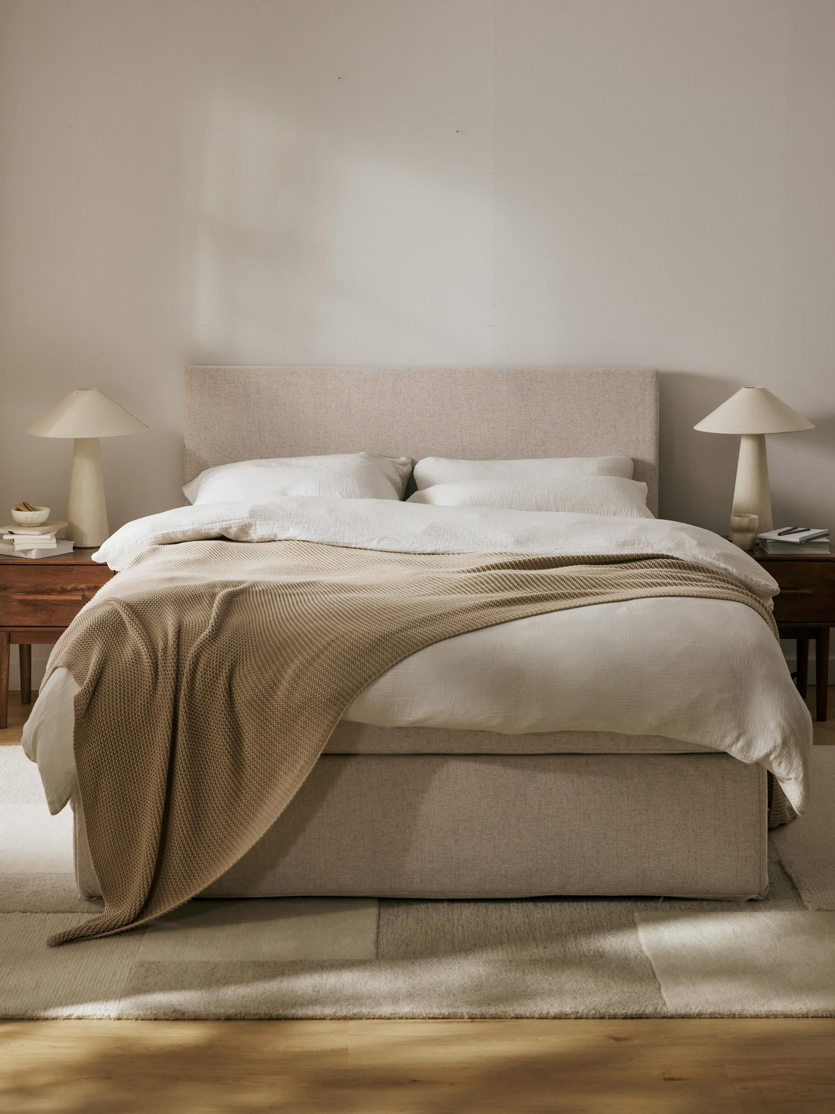 Elzbrunn Box Spring Bed