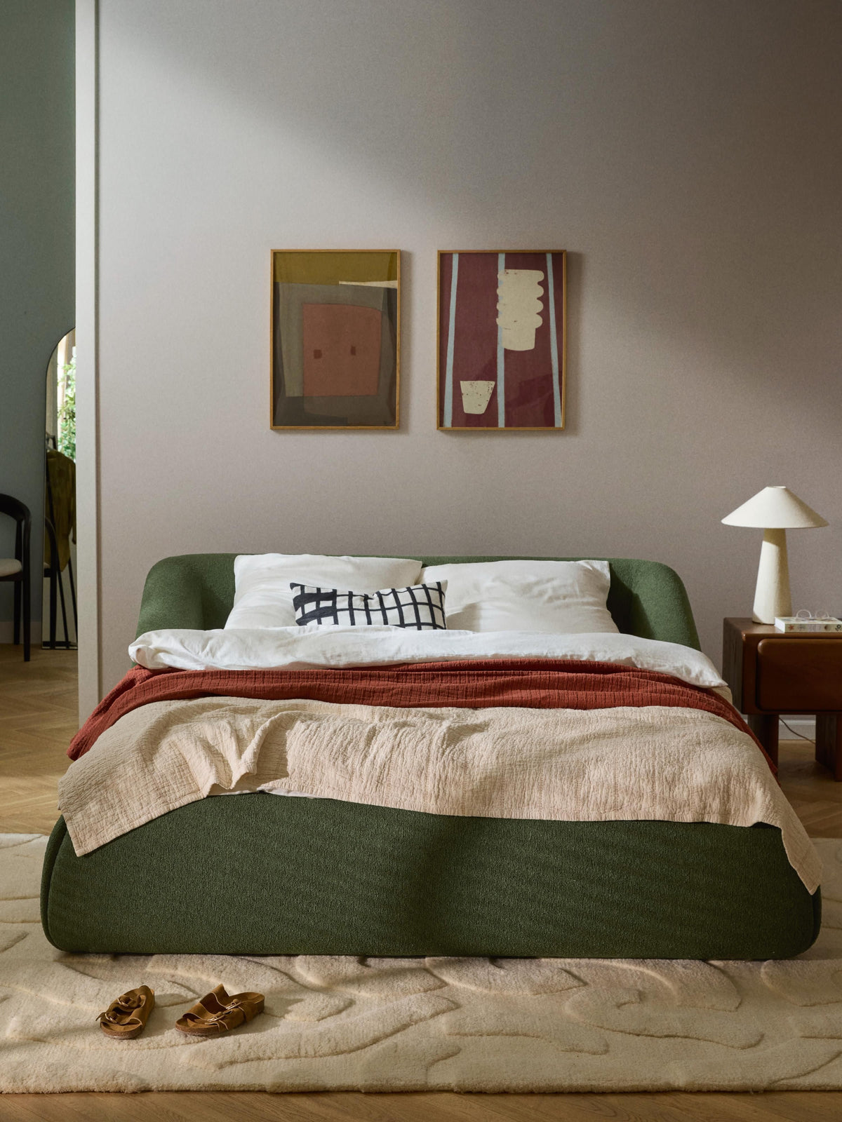 Fiorbach Upholstered Bed in Bouclé