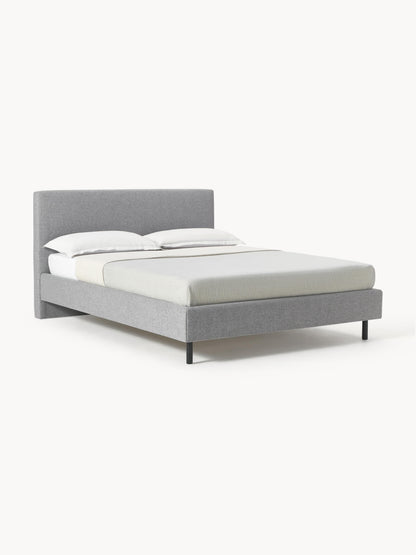 Giulhoff Upholstered Bed with Wooden Feet