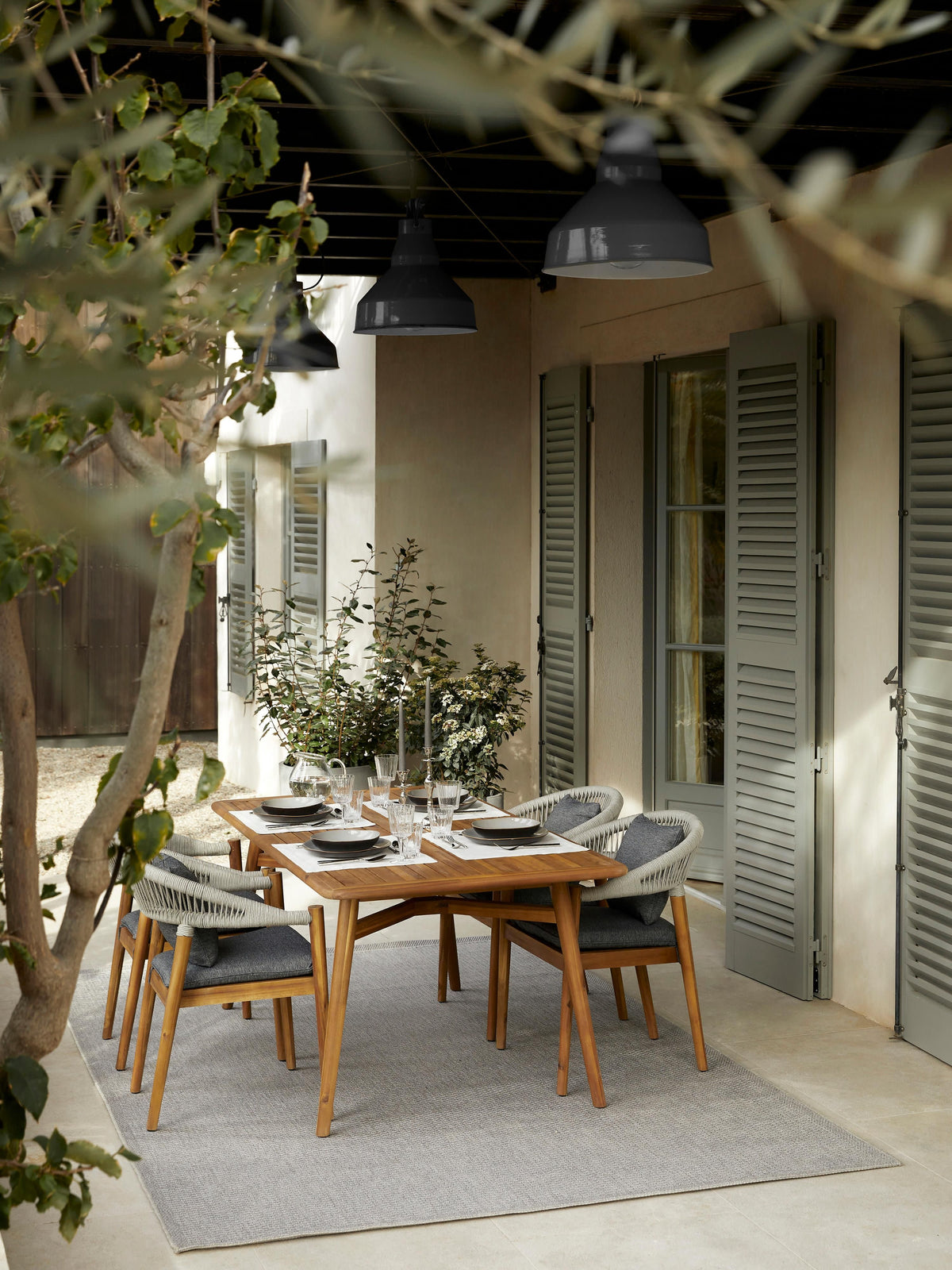 Marclohn Acacia Wood Garden Table, 180 x 90 cm