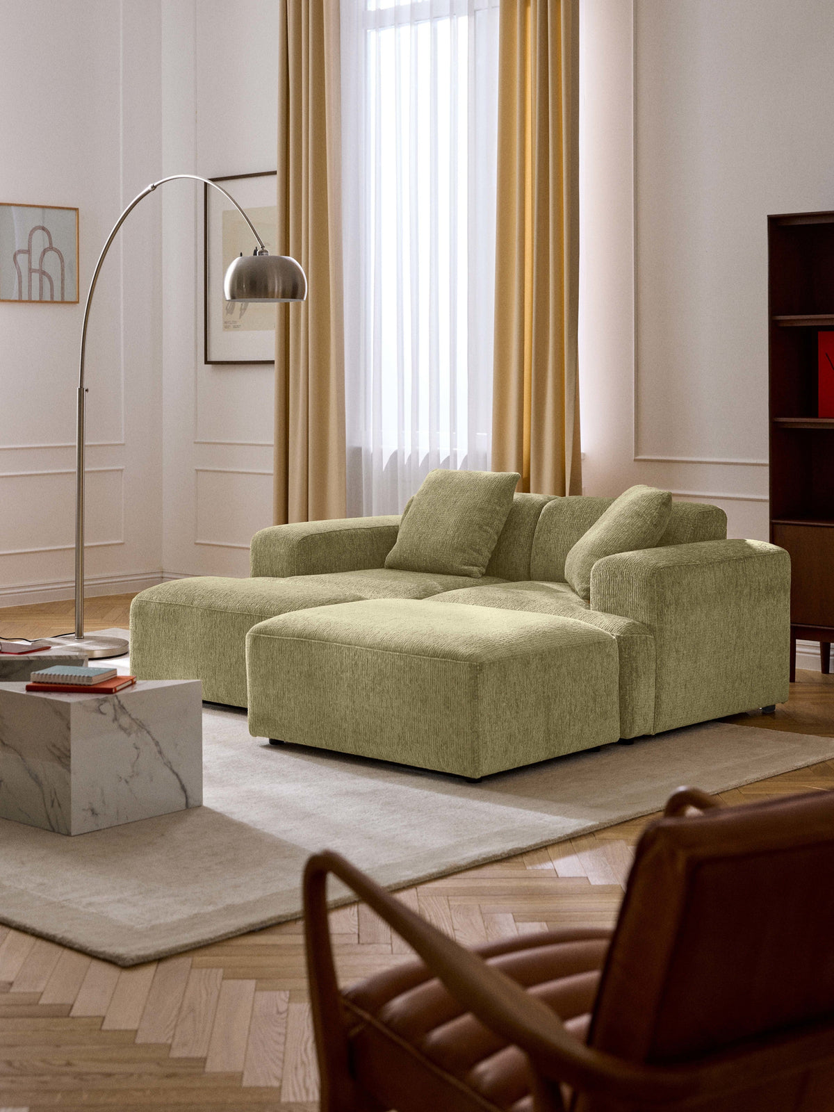 Melbrandt Ottoman, W 99 x D 72 cm