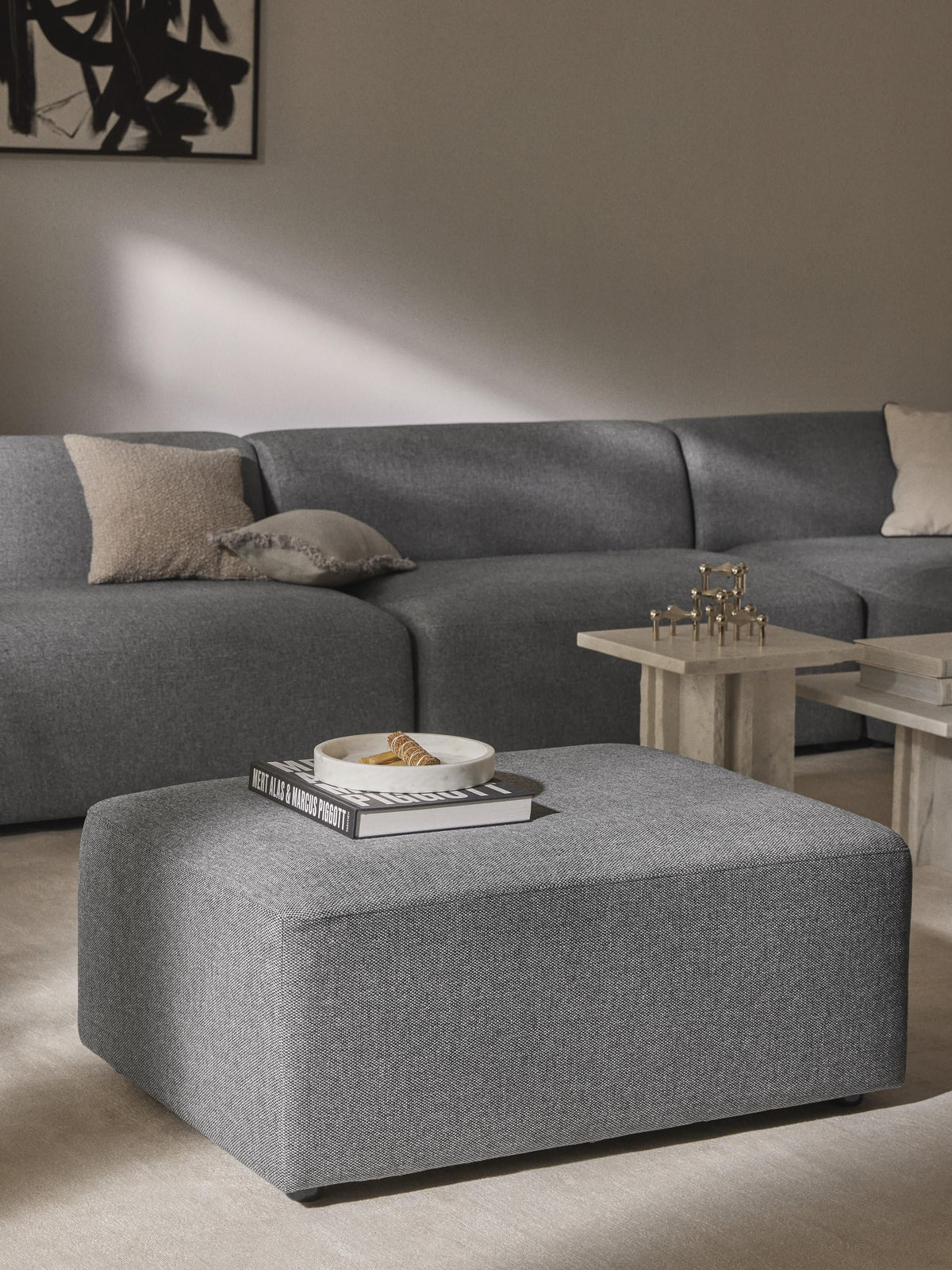 Melbrandt Stool, W 99 x D 72 cm